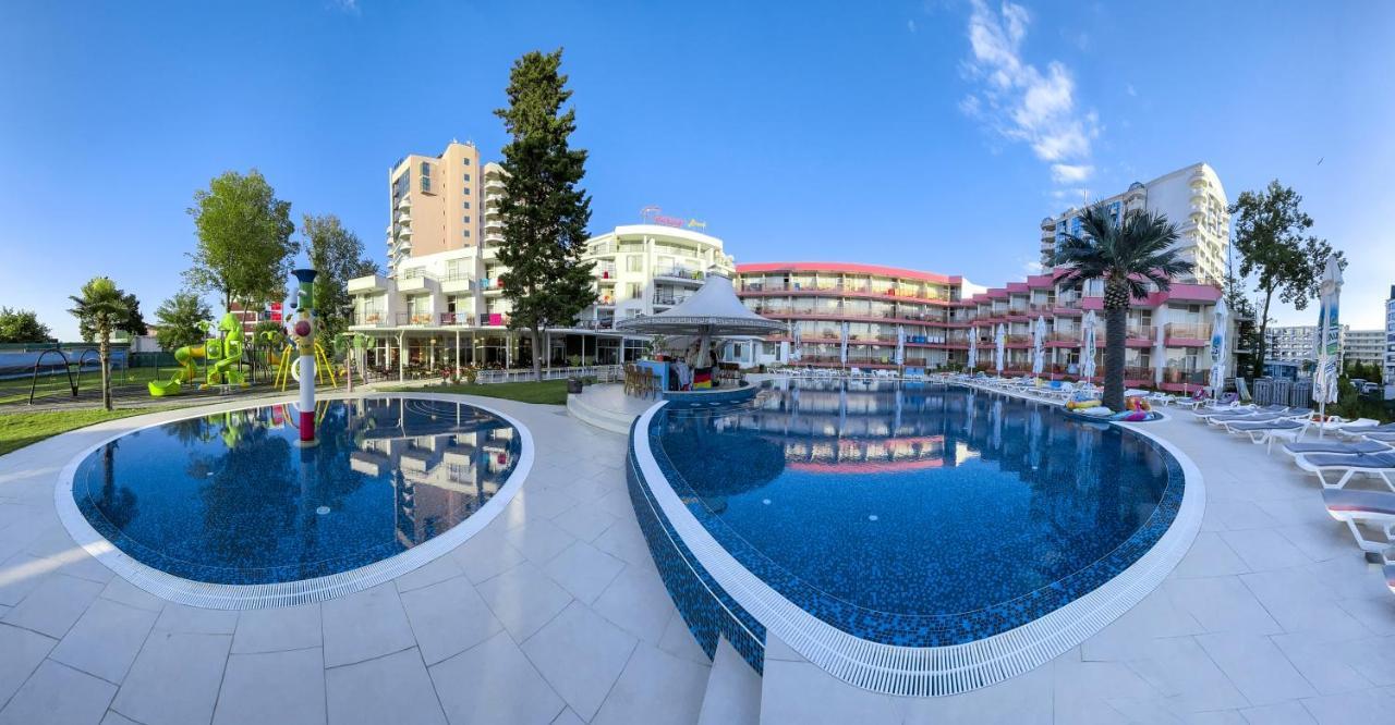 Flamingo Beach Hotel ซันนีบีช ภายนอก รูปภาพ