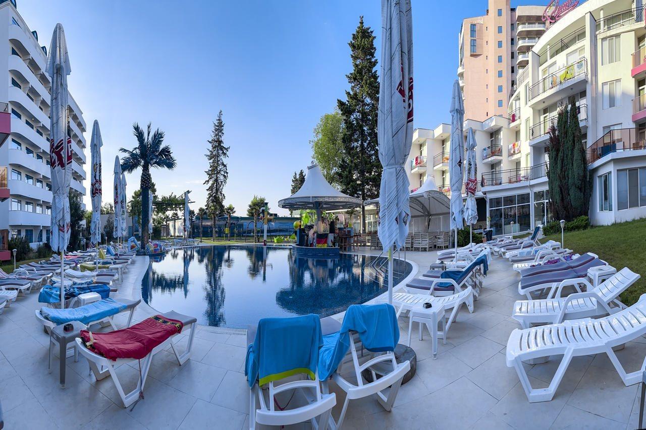 Flamingo Beach Hotel ซันนีบีช ภายนอก รูปภาพ