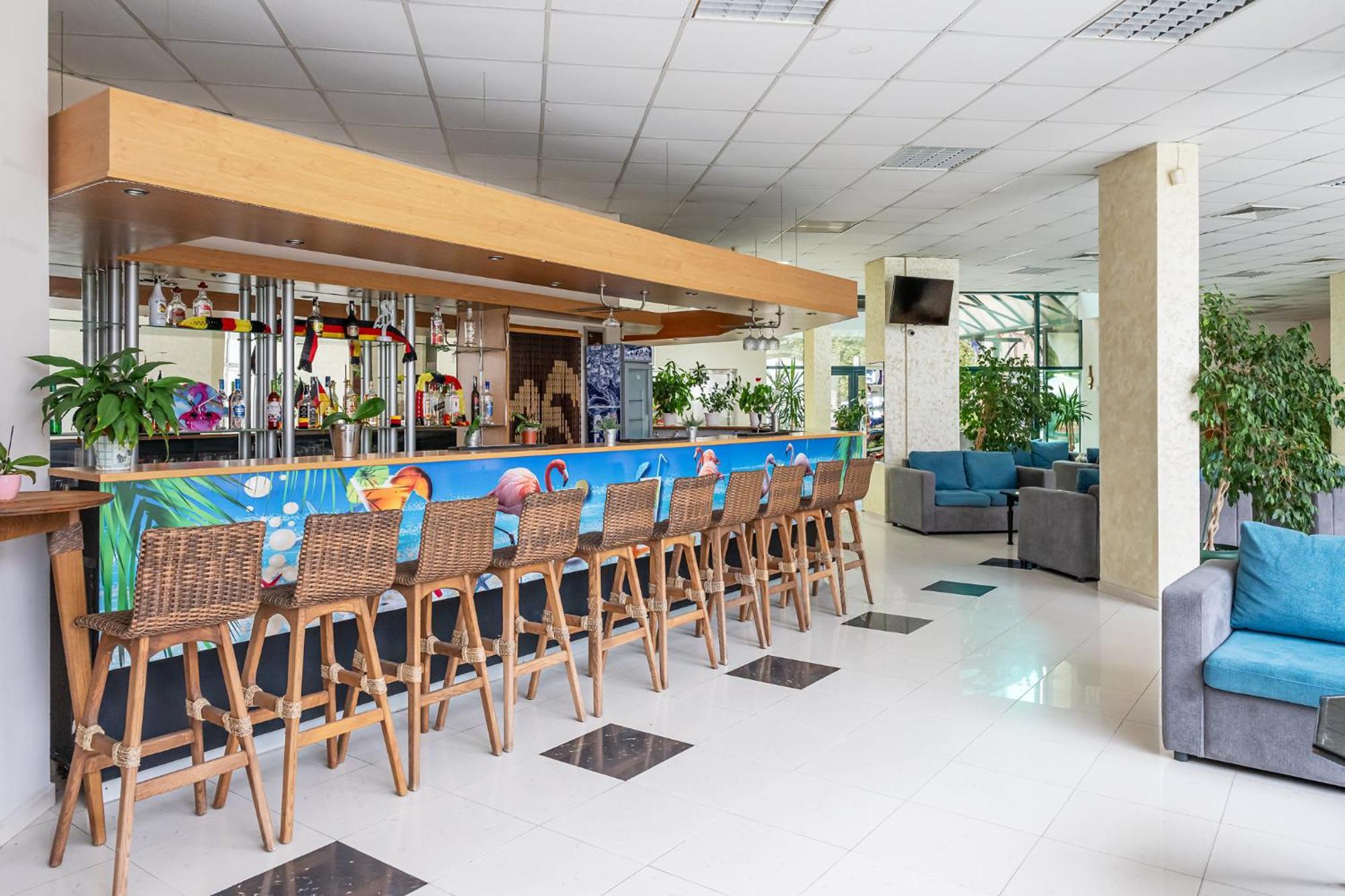 Flamingo Beach Hotel ซันนีบีช ภายนอก รูปภาพ